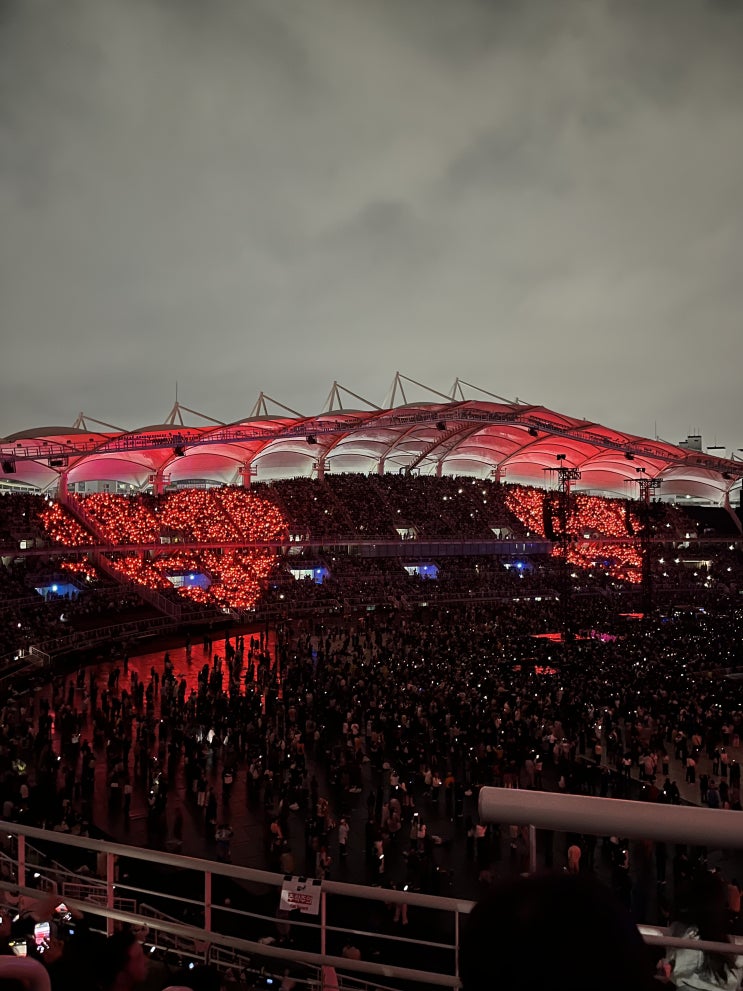  [콘서트] 2025.04.19 coldplay 콜드플레이 콘서트 후기 3층 N6구역 좌석시야/후기/주차/굿즈구매 꿀팁