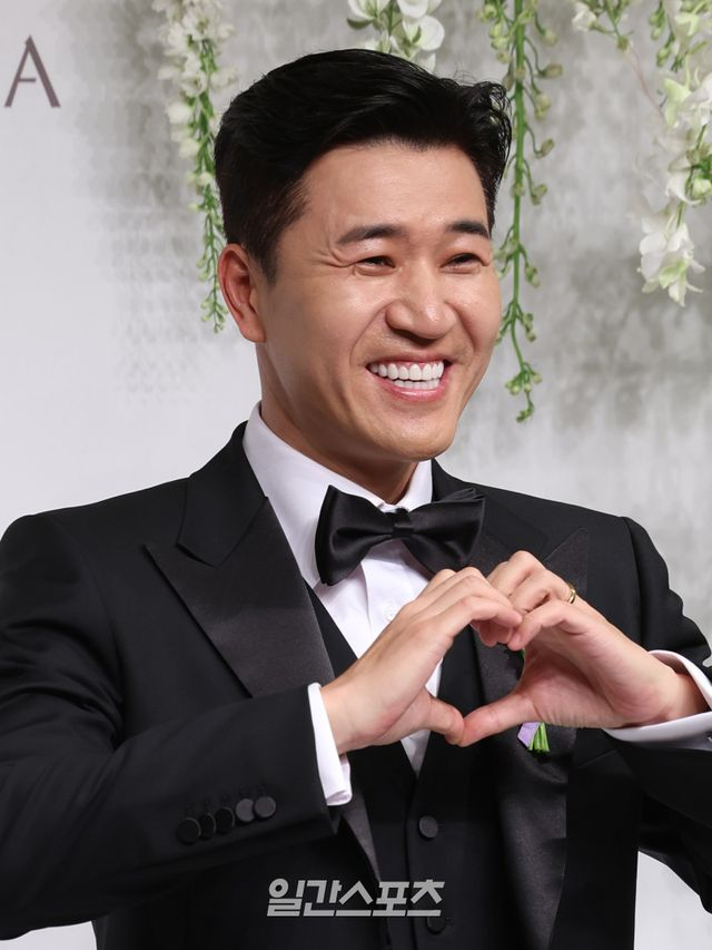 “새로운 인생 기대, <b>2세</b>는 두 명”…<b>코요태</b> <b>김종민</b> 장가가는... 