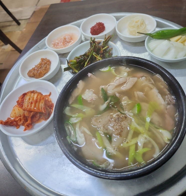 부산 영주시장에 위치한 노포 돼지국밥 맛집 추천 <왕돼지집>(돼지국밥)
