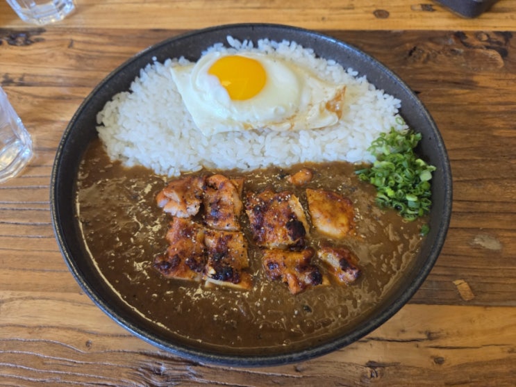  [서울/성수][맛집탐방] 카레는 사랑이야, 어제의 카레(성수 Lab)