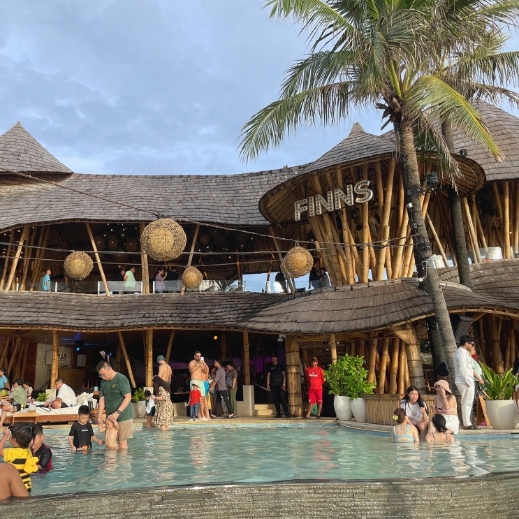 발리 짱구 여행코스 추천 핀스 비치 클럽 FINNS Beach Club 워크인, 무료 좌석 솔직후기 (입장료 X) 발리 짱구 여행코스 추천 핀스 비치 클럽 FINNS Beach Club 워크인, 무료 좌석 솔직후기 (입장료 X)