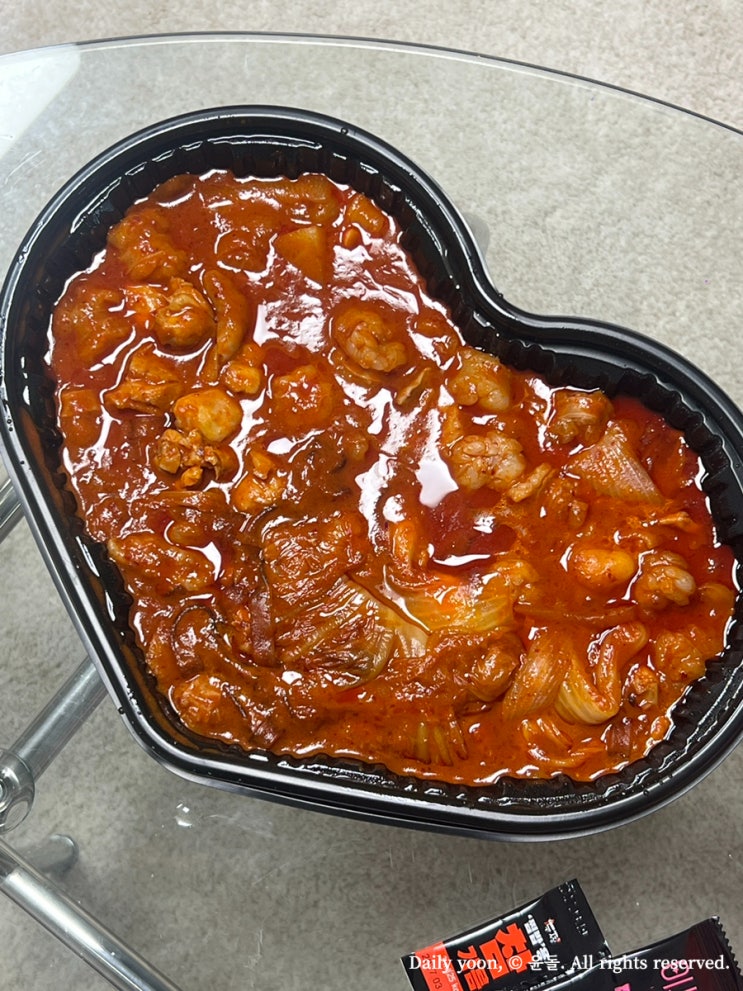  두찜 급식대가 실비한우곱찜닭 보통맛 내돈내산 후기
