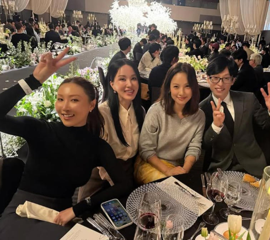<b>김종민 결혼식</b>, '환불원정대... 화제 ... 근데 제시 <b>불참</b> 이유는?
