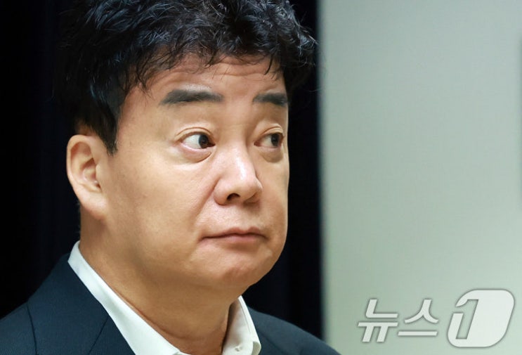  “제작진 갈아치워라?” 백종원, 방송계 내 갑질 의혹 전말!