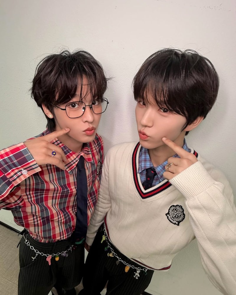 엔시티 위시 리쿠 안경 정보 : 마노모스 MAN C1