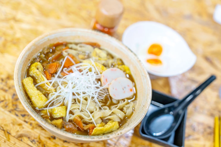  오키나와 소바 맛집: 잘익은 면빨, 어르신도 즐길 수 있는 유우나미 by 석영작가