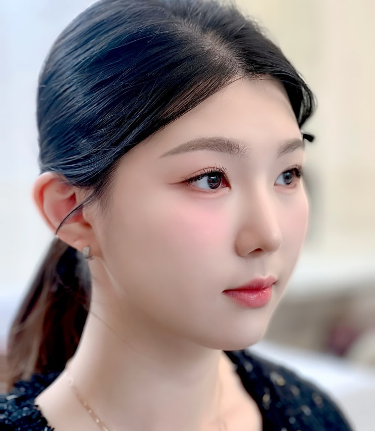  서초메이크업 으로 완성되는 분위기 메이지유에서 시작하세요
