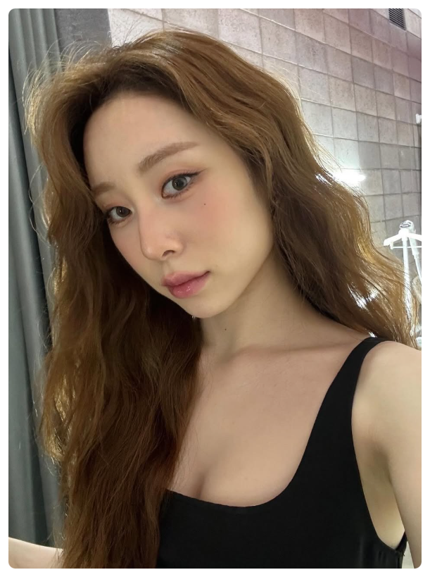 우주소녀 유연정 뮤지컬 '프리다' 배우 도전 프로필 인스타 셀카 나이