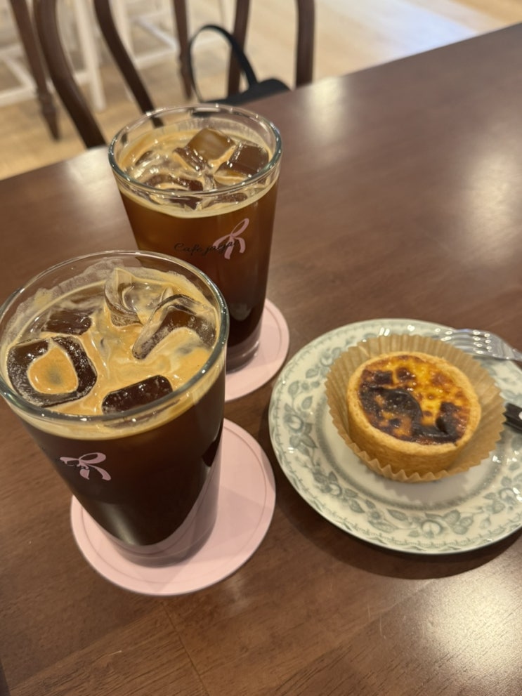  산본역 신상 카페 에그타르트 맛집 카페재재