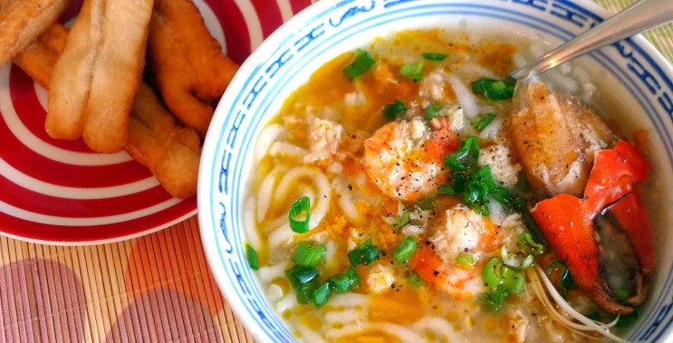  베트남 음식 중 게살국수 '반깐꾸어' 소개 'Banh Canh Cua'