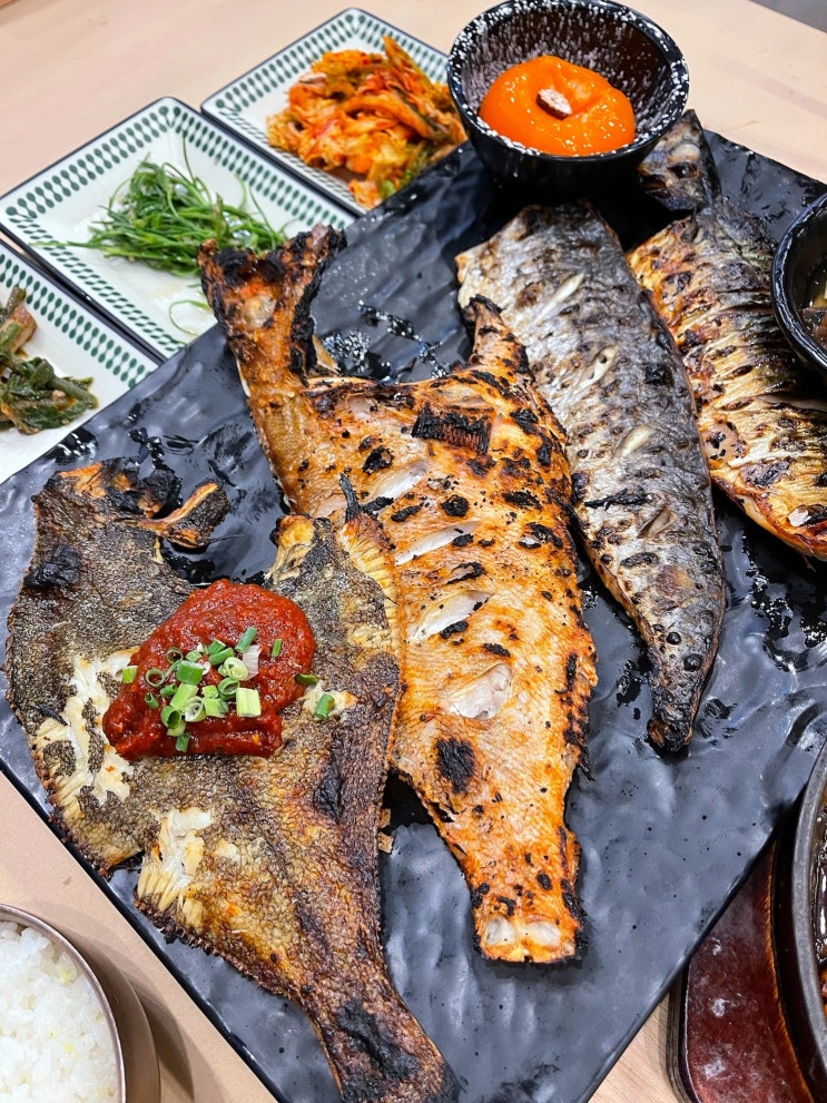  부산 송정 맛집 달빛에구운고등어 반찬 셀프바 무한