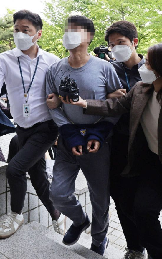  '이모'라 부르더니…192만원에 이웃 살해한 40대[그해 오늘]