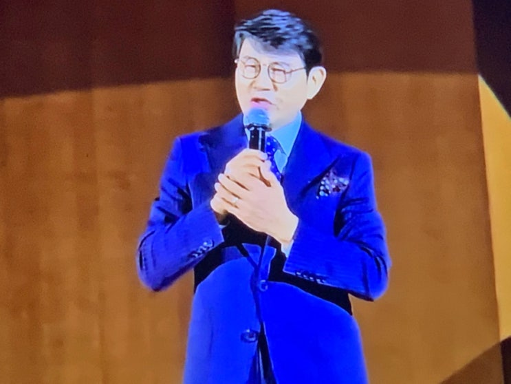  역시 의리남!" 설운도, 늦깎이 신랑 심현섭 위해 '별빛 같은 사랑' 선물! 결혼식 현장 감동 포착! 