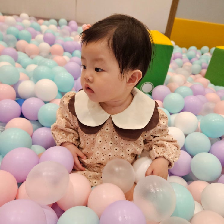  수원키즈카페 추천 아기랑 갈만한 곳 헬로방방 수원점 기차도 있어!