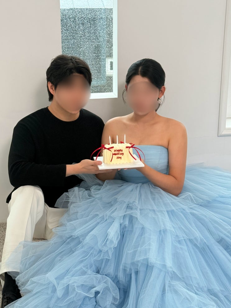  예쁘고 맛있는 천안레터링케이크 아만다베이커리 웨딩촬영 소품으로 추천!