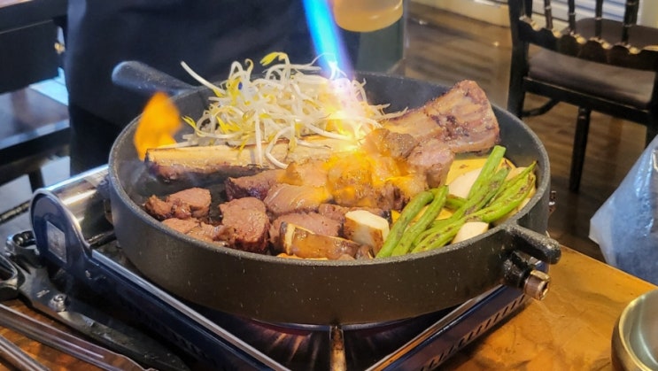  구디역 우대갈비 맛집! 솔잎향 가득한 솔탄갈비