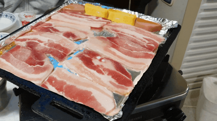  구리 냉동 삼겹살 맛집 청춘집 수리단길 고기집 냉삼 전문점