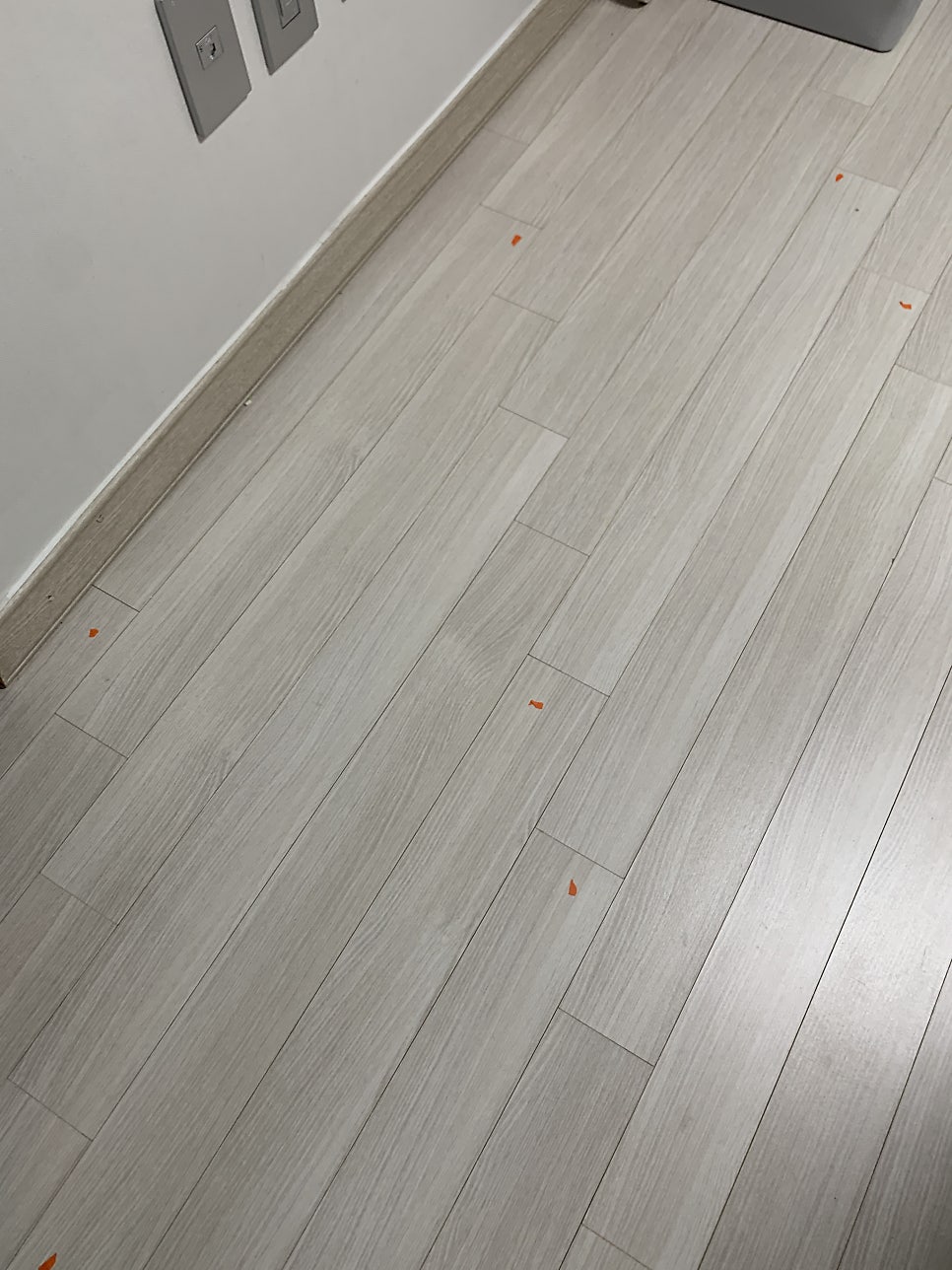 강화마루사이벌어짐 틈새갈라짐 복원사례와 방법