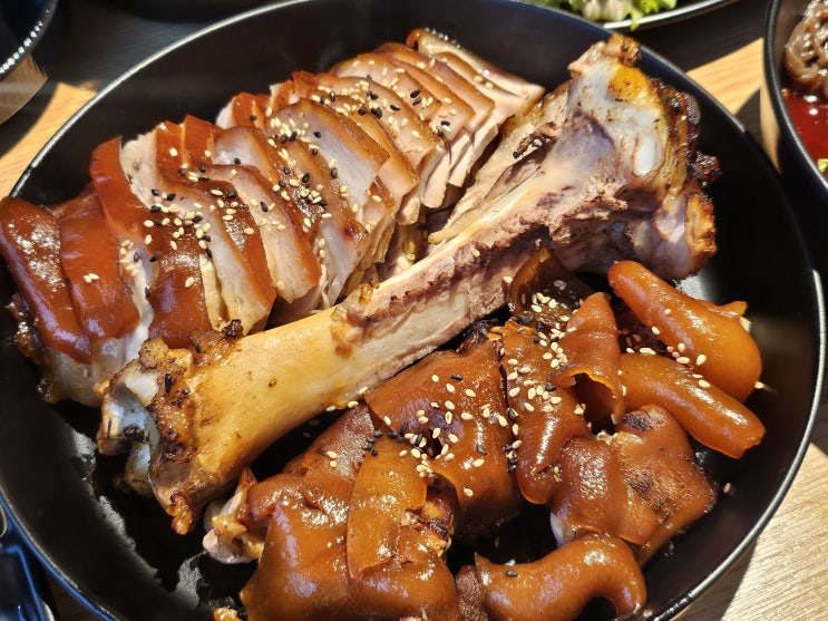  부산 족발 당감동 맛집 추천 발모가지 국내산 생족발