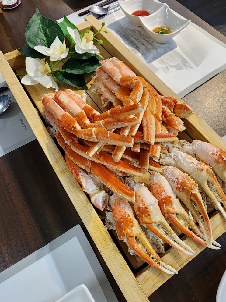  사하구 하단 해물 맛집 대게 특별한 구성