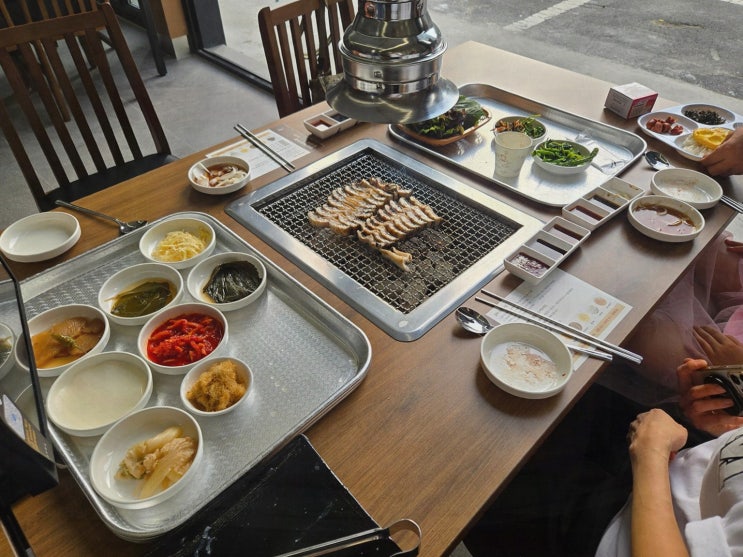  가족 외식 고민 끝! 장덕풍천장어 마산직영점, 마산단체룸식당맛집으로 완벽한 선택