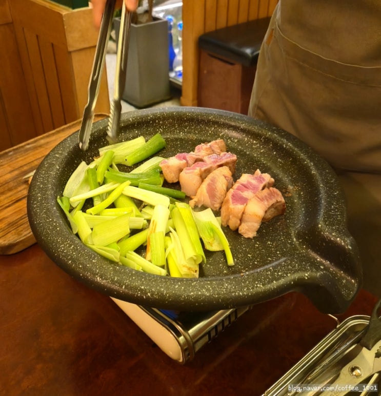  양주 옥정 삼겹살 구워주는 맛집, 우와한돈