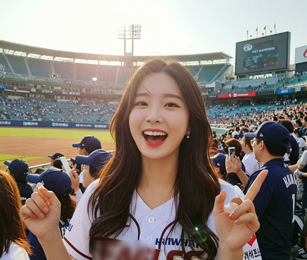 <b>프로야구</b> 역대 최소 경기로 <b>관중</b> 200만명 돌파! 그 비결.