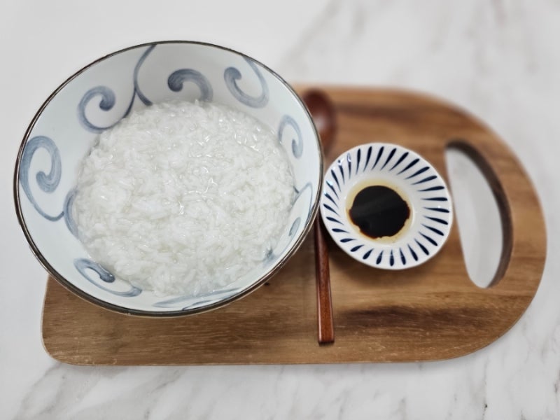 밥으로 흰쌀죽 만들기 즉석밥햇반 흰죽 끓이는법 대장내시경 전 죽 장염죽