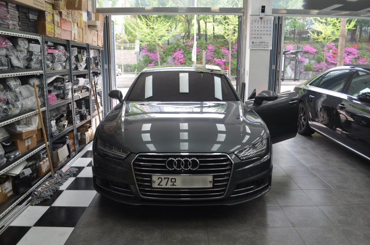 아우디 A7 ACC와 Audi braking guard 사용불가4H0907217F & Mib오디오 출력불량 & 볼륨조절 노브 고장수리 - 수원테크