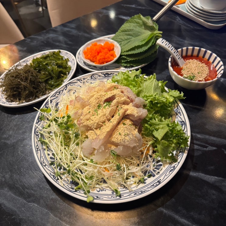  수원 인계동 이자카야 마케집 인계점 푸짐한 자연산막회 횟집