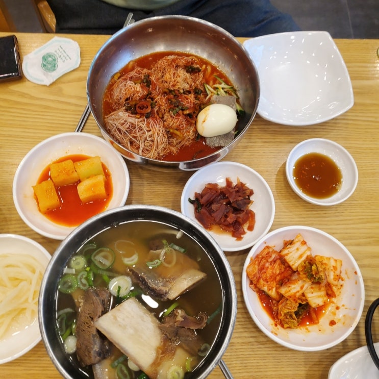  함흥냉면전문 강남면옥_비빔냉면은 맛있었지만, 갈비탕은 아쉬웠던 솔직한 방문기(내돈내먹)
