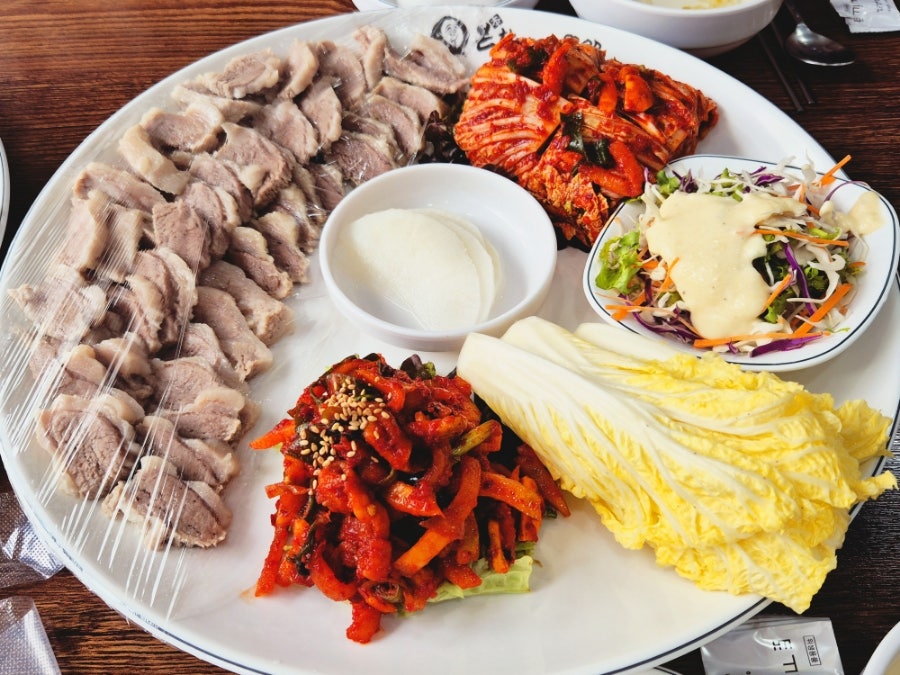 본할머니보쌈 사진 6