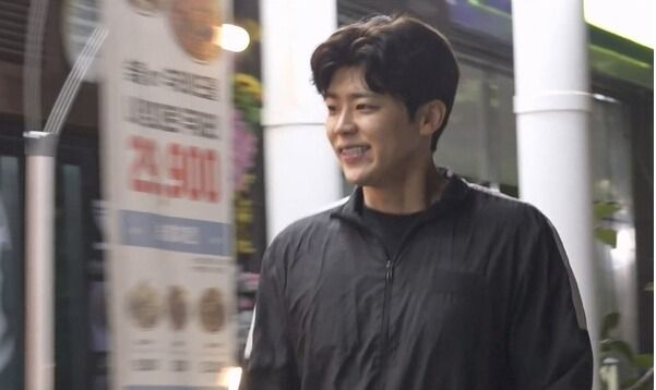  박지현, 모텔 욕조에서 경악스러운 행동('나 혼자 산다')