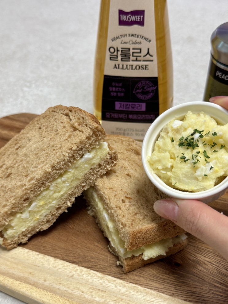  큐원알룰로스로 설탕빼고 맛있게 : 그릭요거트 계란샐러드 레시피