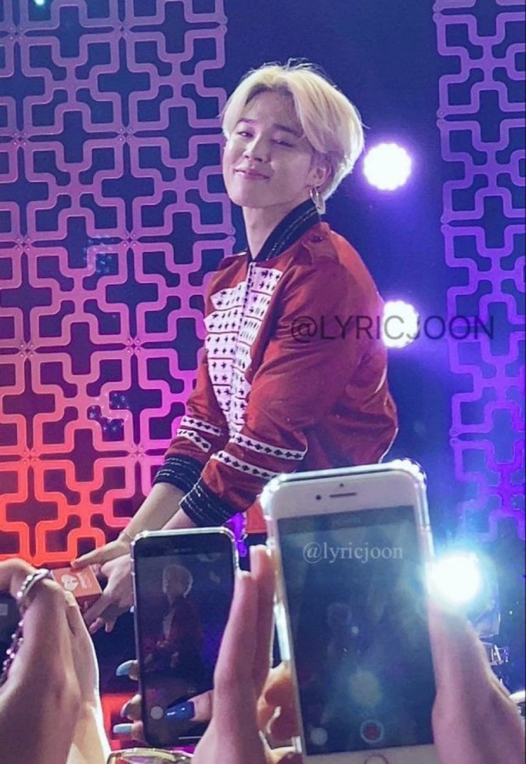 방탄소년단 지민(BTS 지민·<b>RM</b>, 美 ‘2025 AMAs’ 나란히... 