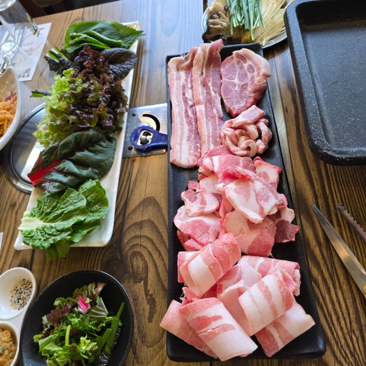 포항 대잠동 회식장소 추천 『 꿀꿀촌 』 돼지고기, 물냉면 식사 솔직후기 포항 대잠동 회식장소 추천 『 꿀꿀촌 』 돼지고기, 물냉면 식사 솔직후기