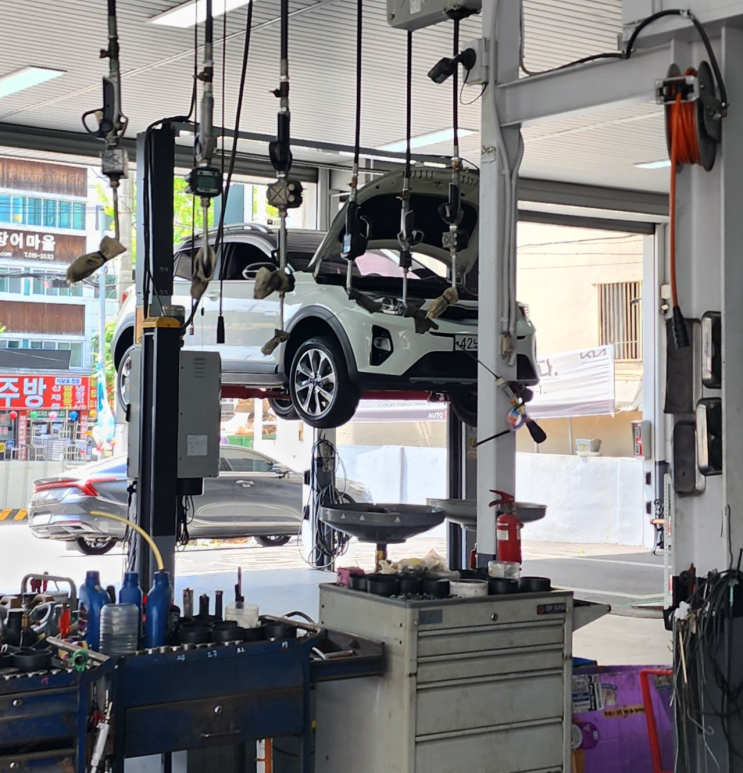  기아 스토닉 정비(TPMS 오류, 오일류 교환, 브레이크패드 교환)