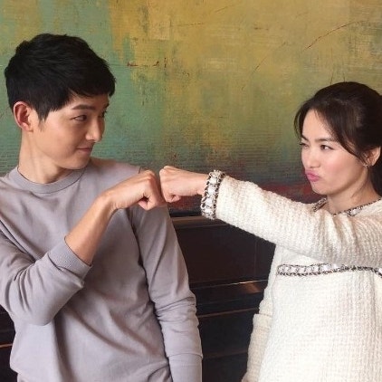 <b>송중기</b> 송혜교 파경 논란? '이럴 수가' 숫자에 나타난 그녀는... 