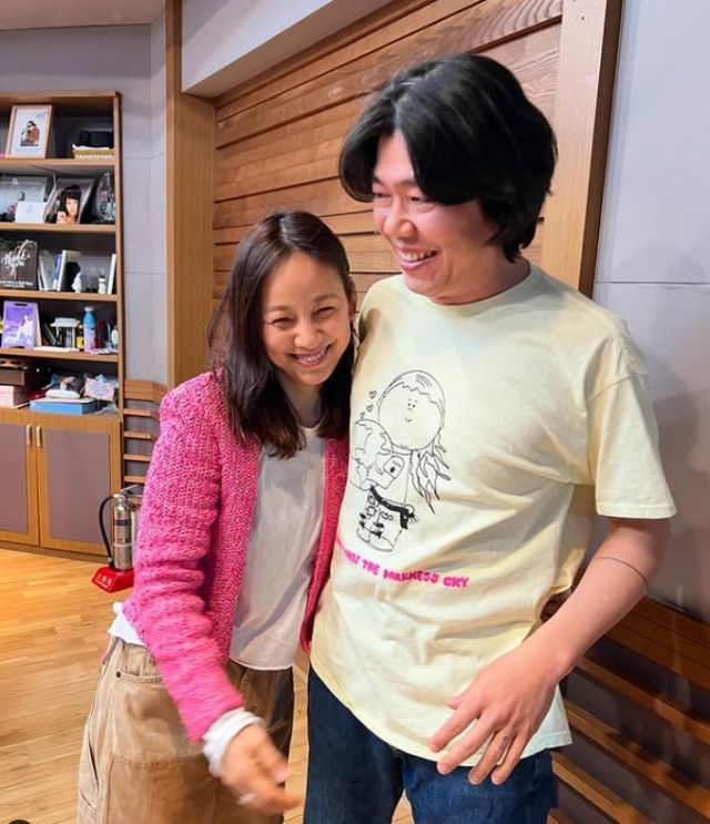 이상순 “<b>이효리</b>와 야장 밤마실 가고 싶은데” <b>톱스타</b> 고충... 