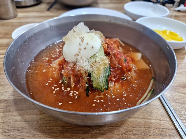  부산 서면 밀면 맛집 본가밀면 밀면특미와 수제만두 조합