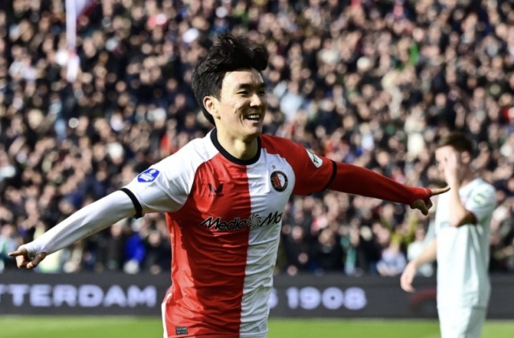 2024-25시즌 에레디비시 31라운드 발베이크 위트레흐트 페예노르트 즈볼러 2024-25시즌 에레디비시 31라운드 발베이크 위트레흐트 페예노르트 즈볼러