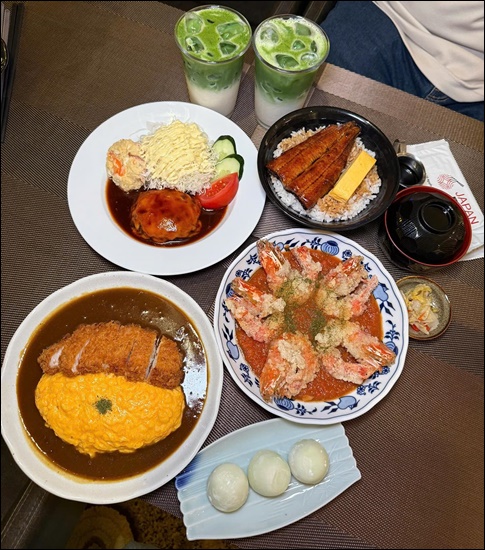  호치민 Japan Eats 가정식 맛집, 일본 감성 가득한 한 끼 존맛탱