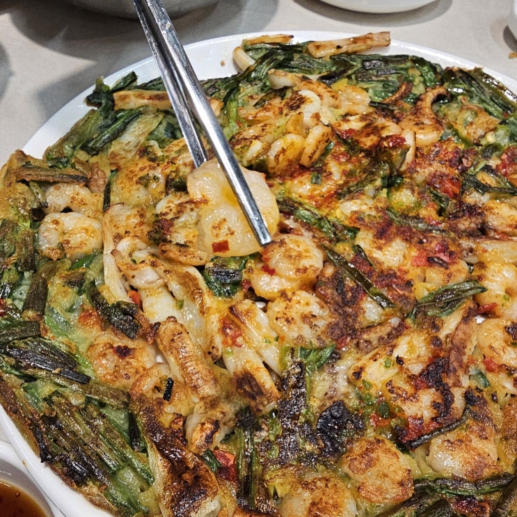  국내 최대 규모! 부산 칼국수는 피터칼국수, 가족 외식&데이트 장소
