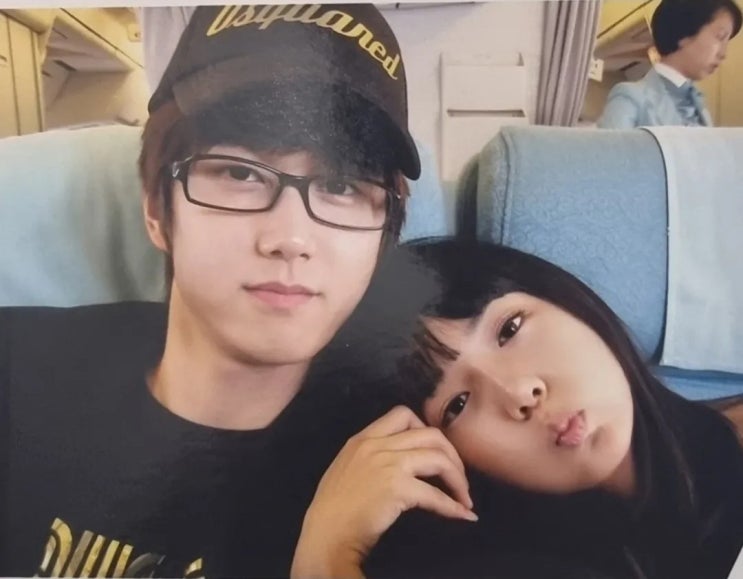 장수 커플 <b>강은비</b>변준필, 17년 연애의 결실 담은 <b>신혼</b>여행 회상