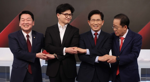 [속보] 안철수, 한덕수 저격! <b>김문수</b>·한동훈·홍준표는 글쎄?