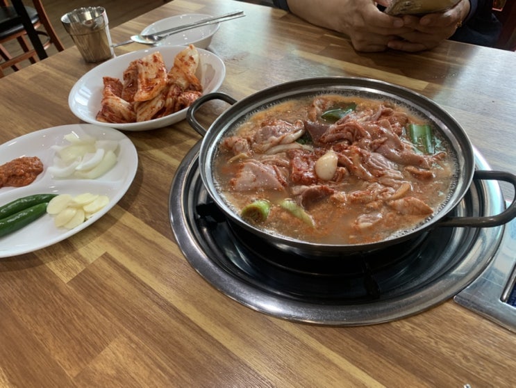   9천 원의 기적! 구미 선산곱창, 상상 초월 가성비 맛집의 실체!