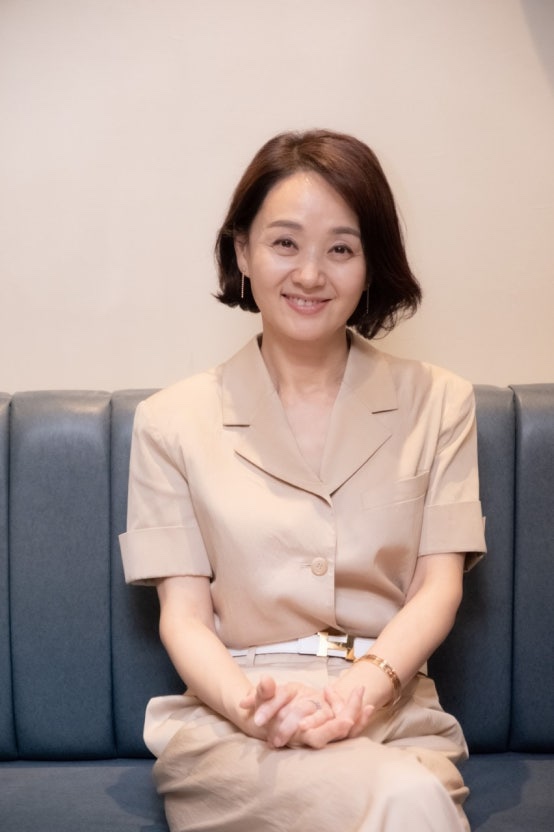  배종옥, 연예계의 음담패설 폭로! 남자 배우들의 충격적 실상!"**