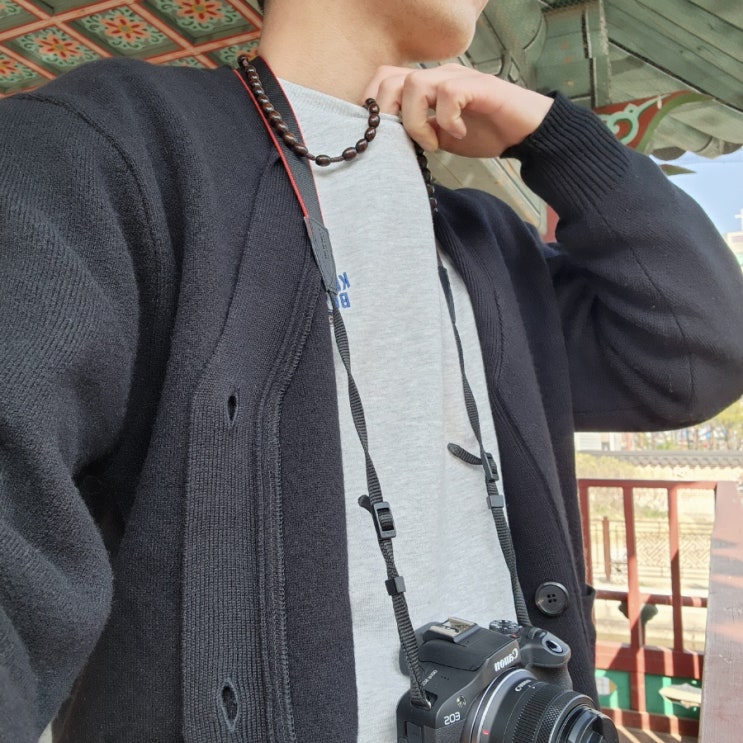  포근함을 품은 지오송지오 캐시미어 블랜드 니트 가디건 블랙 착용 후기