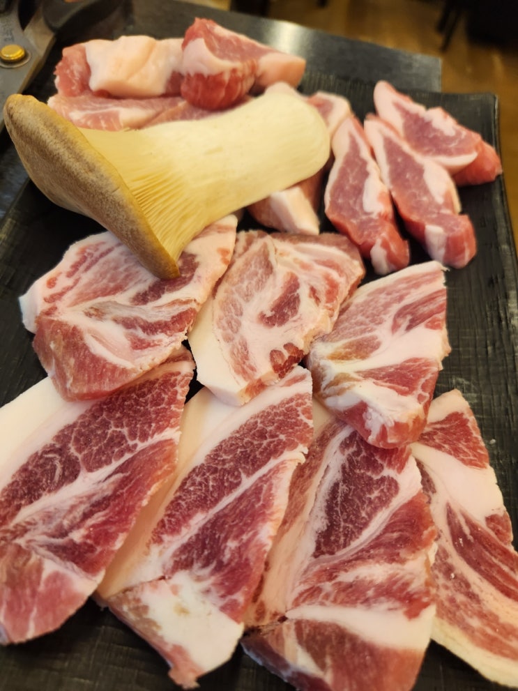  개봉동 고기집 광명 트리우스 맛집 고기에 미친 남자