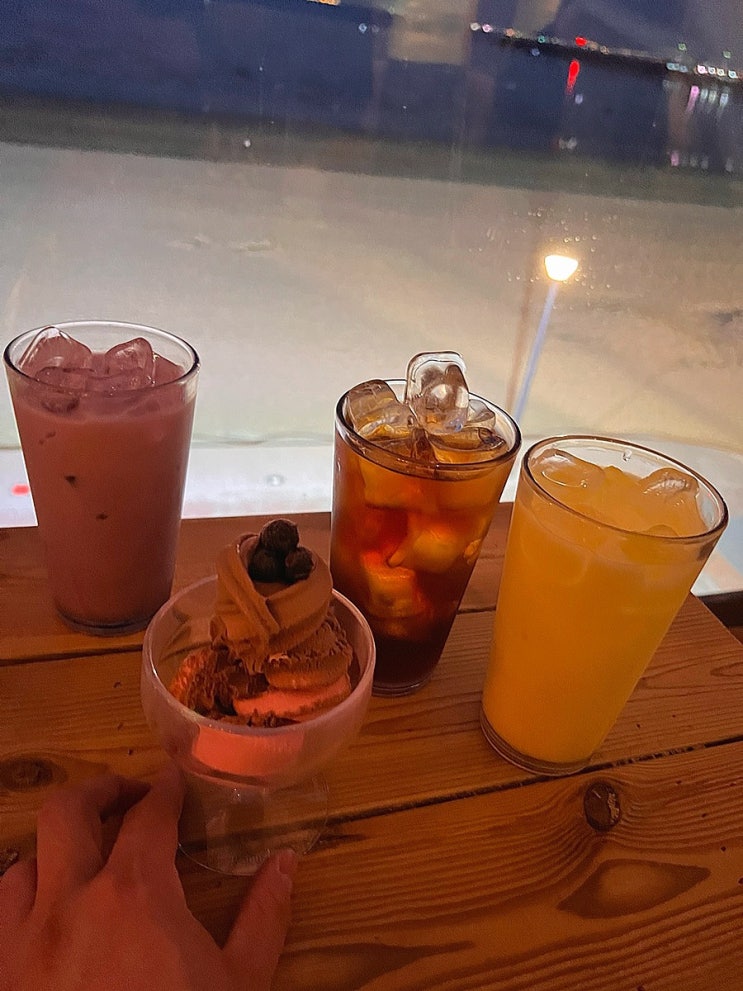  대부도 오션뷰 카페 애견동반 4층 통유리 낭만적인 허니비치카페